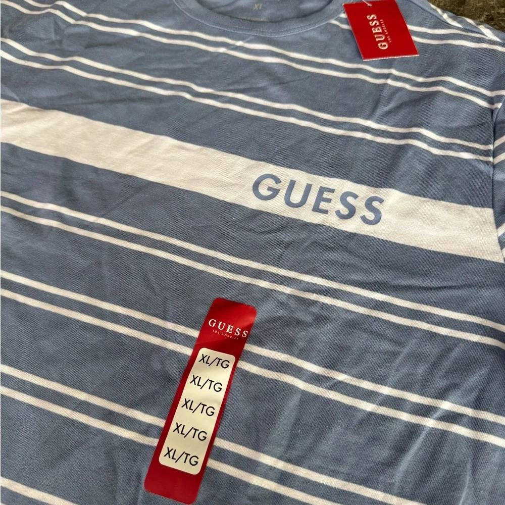 Men’s GUESS Light Blue and White Striped Short Sleeve Crew Tee size XL - Picture 2 of 5